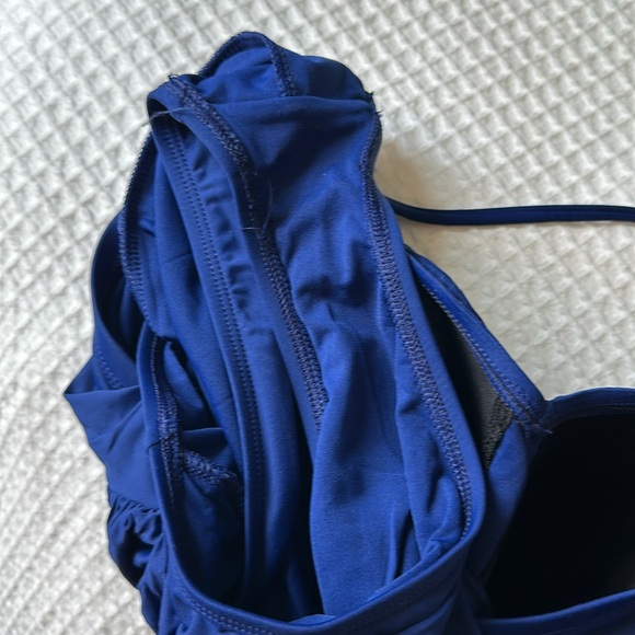La Blanca one piece bathing suite size 8 - Picture 5 of 6